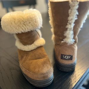 Ugh original Sherpa lined suede boots